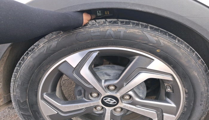 2018 Hyundai Creta SX AT 1.6 PETROL, Petrol, Automatic, 1,06,891 km, tyre