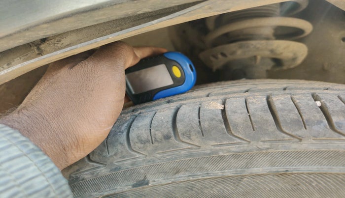 2021 KIA SONET HTX 1.0 IMT, Petrol, Manual, 84,325 km, tyre