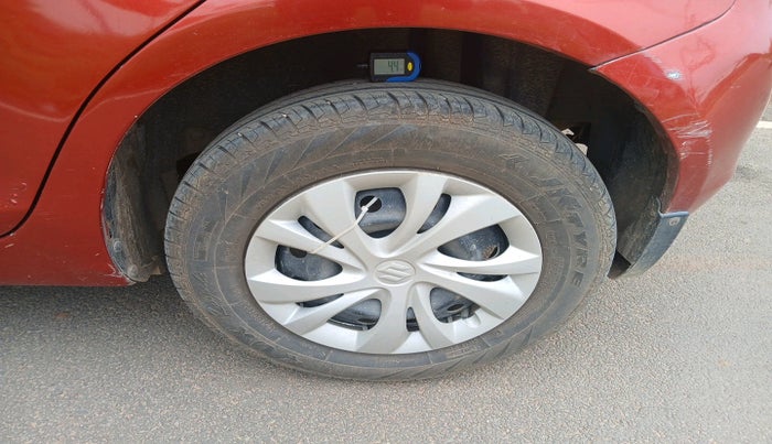 2013 Maruti Swift VDI, Diesel, Manual, 1,01,846 km, tyre