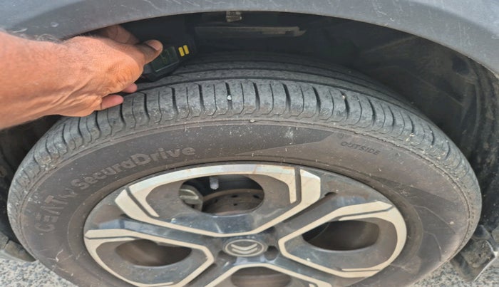 2024 CITROEN C3 AIRCROSS MAX 1.2 5 STR DUAL TONE, Petrol, Manual, 8,457 km, tyre