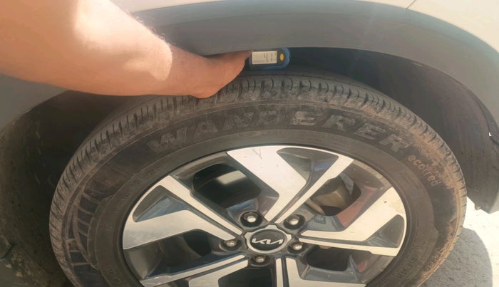 2021 KIA SONET HTX 1.5, Diesel, Manual, 93,363 km, tyre