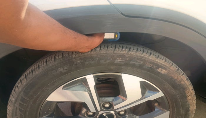 2021 KIA SONET HTX 1.5, Diesel, Manual, 93,363 km, tyre