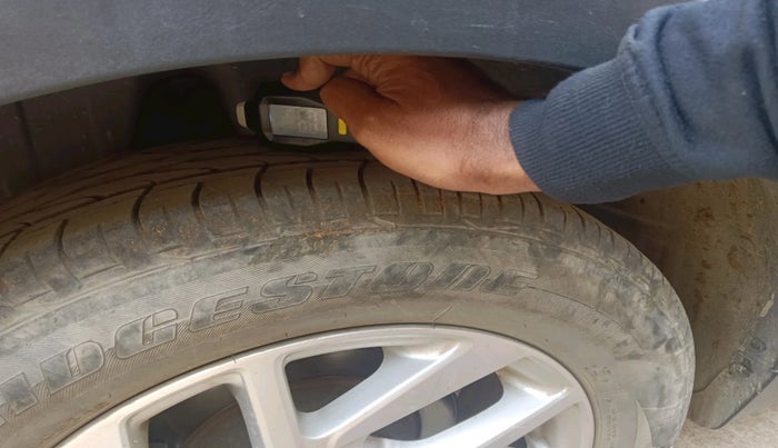 2024 Mahindra XUV300 W8 1.5 DIESEL, Diesel, Manual, 79,778 km, tyre