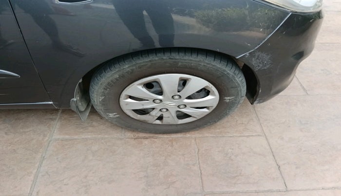 2011 Hyundai i10 SPORTZ 1.2, Petrol, Manual, 80,503 km, tyre