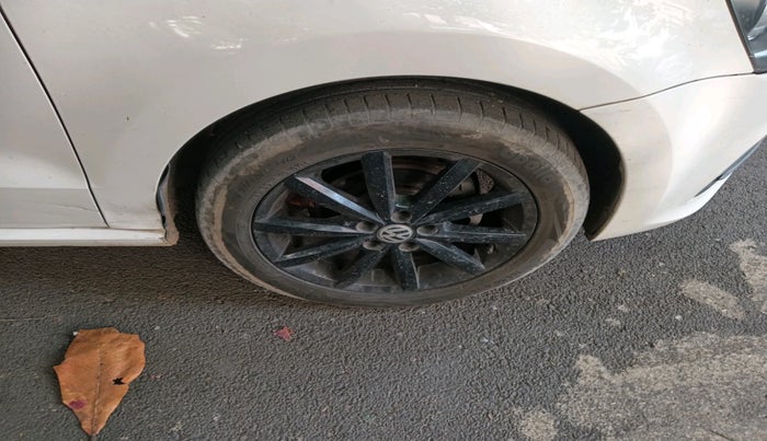 2017 Volkswagen Polo GT TSI AT, Petrol, Automatic, 42,717 km, tyre