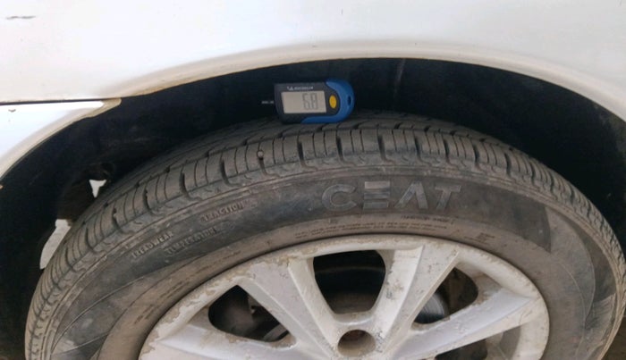 2013 Tata Indica EV2 LX, Diesel, Manual, 50,017 km, tyre