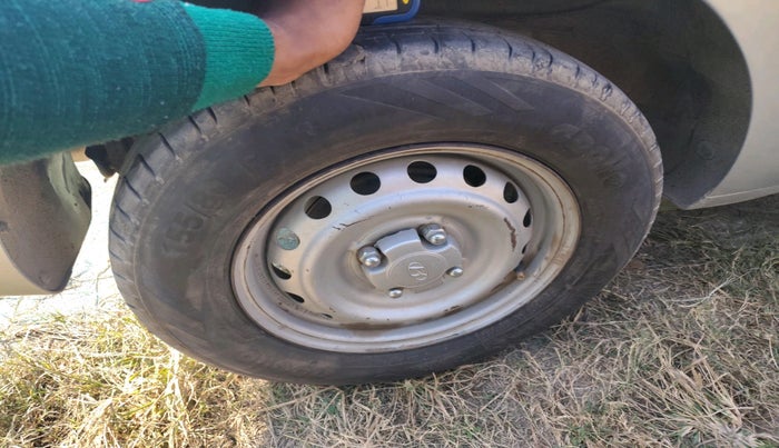 2020 Hyundai NEW SANTRO ERA EXECUTIVE, Petrol, Manual, 1,06,456 km, tyre