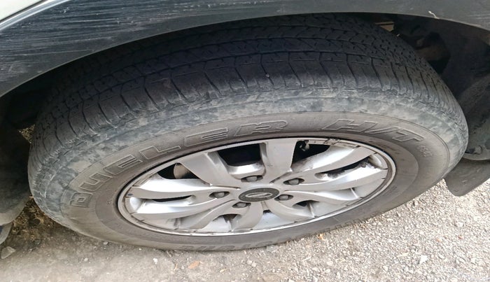 2019 Mahindra XUV500 W9, Diesel, Manual, 79,888 km, tyre