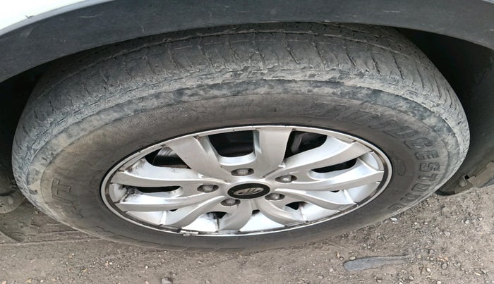 2019 Mahindra XUV500 W9, Diesel, Manual, 79,888 km, tyre