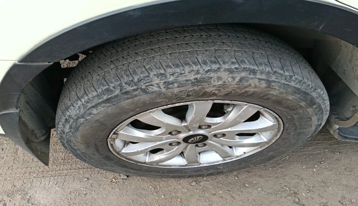 2019 Mahindra XUV500 W9, Diesel, Manual, 79,888 km, tyre