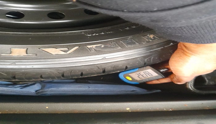 2017 Jeep Compass LONGITUDE (O) 2.0 DIESEL, Diesel, Manual, 82,621 km, tyre