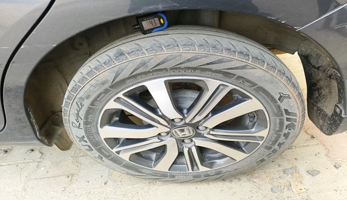 2022 Honda Amaze 1.2L I-VTEC VX, Petrol, Manual, 95,774 km, tyre