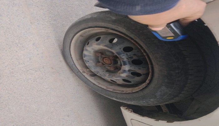 2010 Maruti Wagon R 1.0 VXI, Petrol, Manual, 999 km, tyre