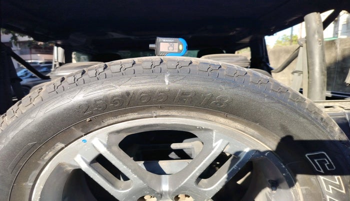 2021 Mahindra Thar LX D 4WD AT CONVERTIBLE, Diesel, Automatic, 78,669 km, tyre