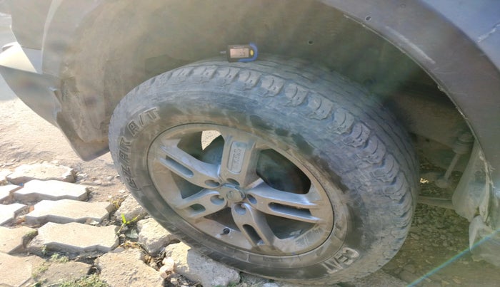 2021 Mahindra Thar LX D 4WD AT CONVERTIBLE, Diesel, Automatic, 78,669 km, tyre