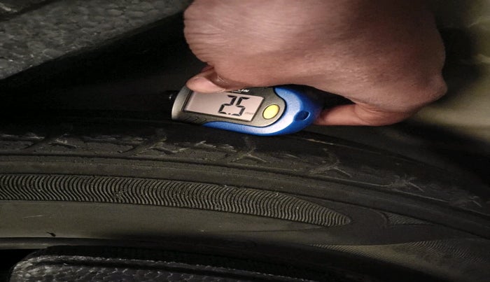 2016 Maruti Ciaz VDI+ SHVS, Diesel, Manual, 1,48,134 km, tyre