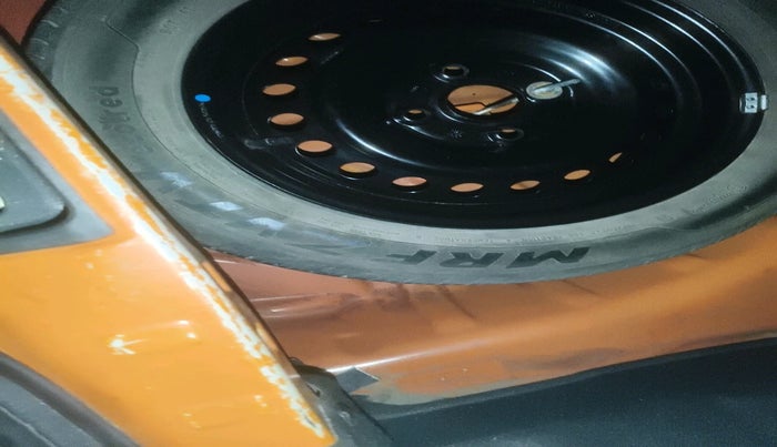 2020 Maruti S PRESSO VXI PLUS AMT, Petrol, Automatic, 92,056 km, tyre