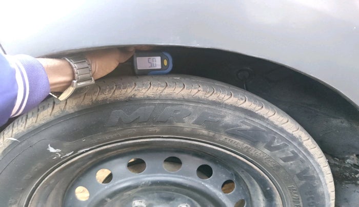 2018 Maruti Celerio VXI (O) CNG, Petrol, Manual, 1,06,833 km, tyre