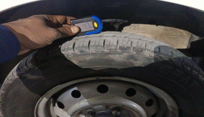 2018 Maruti Wagon R 1.0 LXI CNG, Petrol, Manual, 52,085 km, tyre