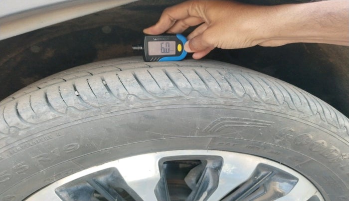 2022 MG GLOSTER SAVVY 2.0 TURBO 7 STR 2WD, Diesel, Automatic, 1,27,500 km, tyre