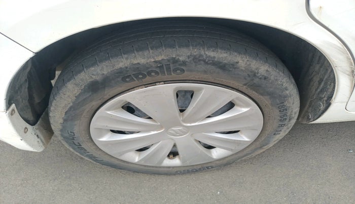 2017 Maruti Ertiga VXI CNG, Petrol, Manual, 1,30,690 km, tyre