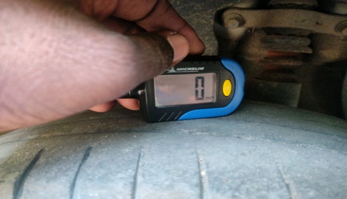 2017 Hyundai Creta SX PLUS 1.6 PETROL, Petrol, Manual, 52,201 km, tyre