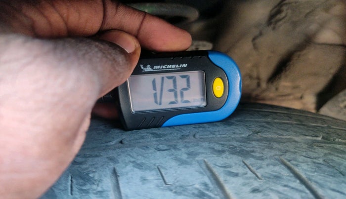 2017 Hyundai Creta SX PLUS 1.6 PETROL, Petrol, Manual, 52,201 km, tyre