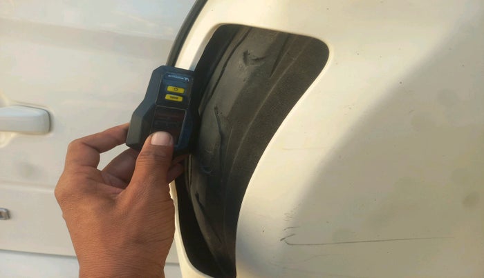 2018 Mahindra TUV300 T8, Diesel, Manual, 1,07,554 km, tyre