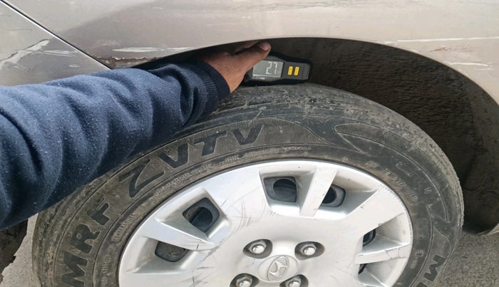 2013 Hyundai i20 MAGNA (O) 1.2, Petrol, Manual, 35,413 km, tyre