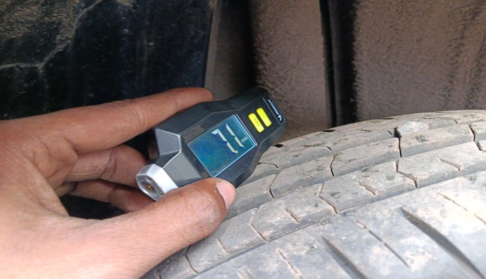 2024 Toyota Glanza E, Petrol, Manual, 10,674 km, tyre