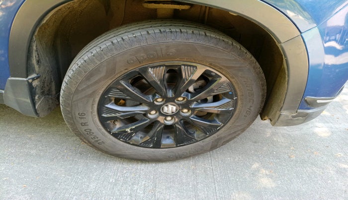 2020 Maruti Vitara Brezza ZXI, Petrol, Manual, 49,919 km, tyre