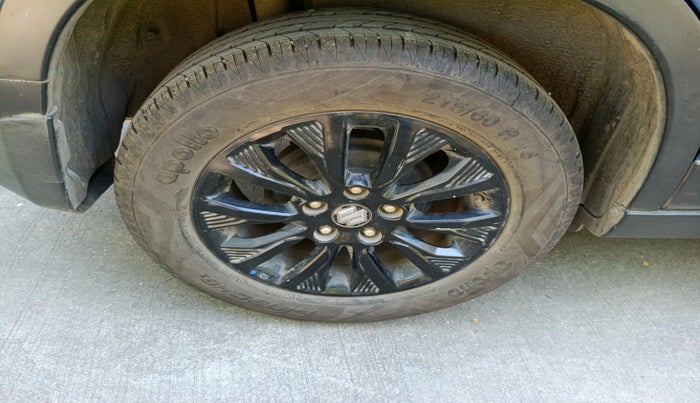 2020 Maruti Vitara Brezza ZXI, Petrol, Manual, 49,919 km, tyre