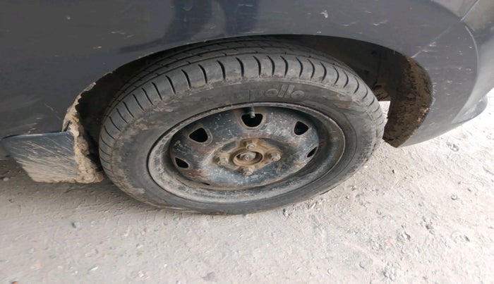 2016 Maruti Alto K10 VXI, Petrol, Manual, 1,10,785 km, tyre