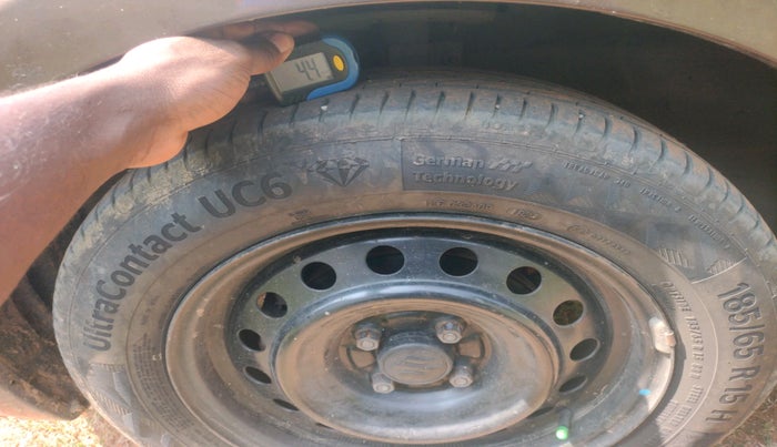 2016 Maruti Ciaz VDI+ SHVS, Diesel, Manual, 2,08,011 km, tyre