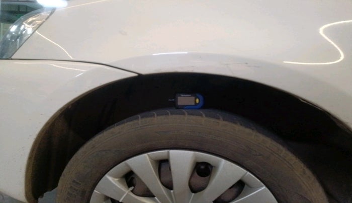 2013 Toyota Etios Liva G, Petrol, Manual, 1,65,985 km, tyre