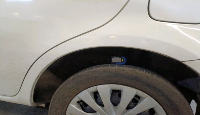 2013 Toyota Etios Liva G, Petrol, Manual, 1,65,985 km, tyre