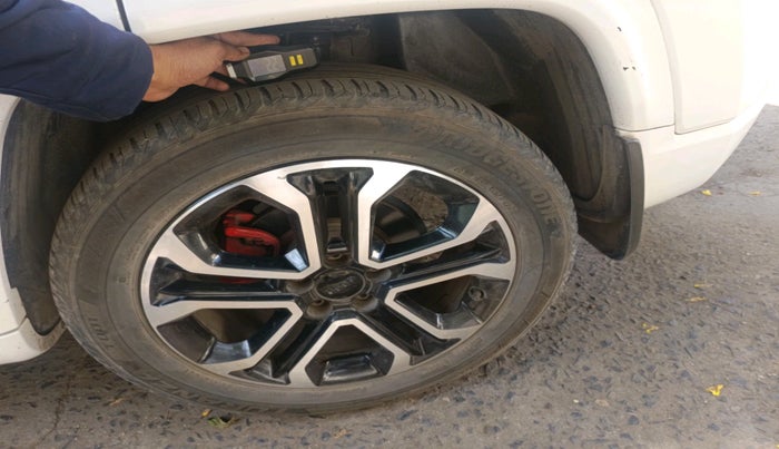 2021 Jeep Compass MODEL S (O) 1.4 PETROL DCT, Petrol, Automatic, 92,474 km, tyre