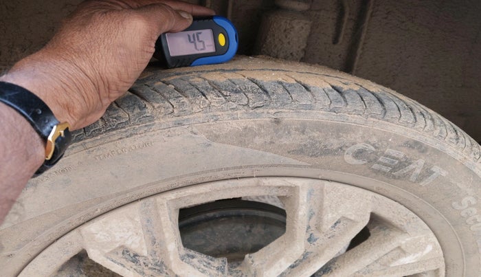 2023 Renault Kiger RXT (O) MT, Petrol, Manual, 23,770 km, tyre