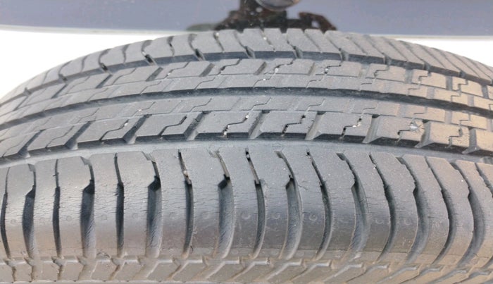 2013 Ford Ecosport TITANIUM 1.5L DIESEL, Diesel, Manual, 1,18,502 km, tyre