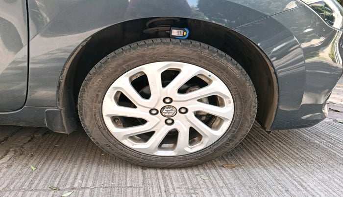 2022 Maruti Baleno  ZETA CNG 1.2L, Petrol, Manual, 27,935 km, tyre