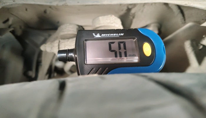 2013 Audi A4 2.0 TDI 142BHP PREMIUM, Diesel, Automatic, 1,24,594 km, tyre