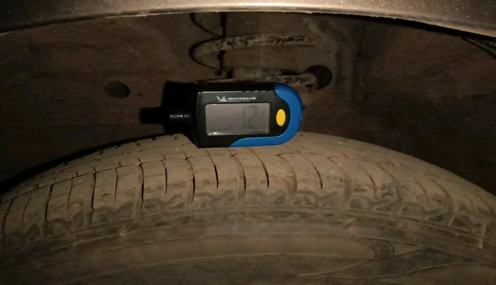 2012 Maruti Wagon R 1.0 VXI, Petrol, Manual, 56,817 km, tyre