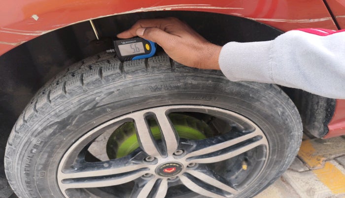 2014 Volkswagen Polo HIGHLINE1.5L, Diesel, Manual, 98,435 km, tyre