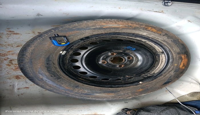 2019 Hyundai Verna 1.6 CRDI SX (O) AT, Diesel, Automatic, 1,38,324 km, tyre