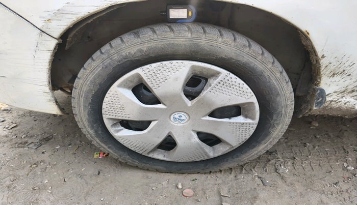 2011 Maruti Alto K10 VXI, Petrol, Manual, 2,14,749 km, tyre