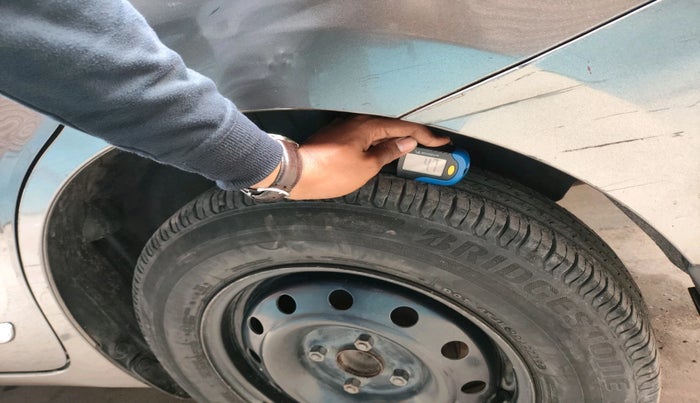 2019 Maruti Dzire VXI, Petrol, Manual, 39,405 km, tyre