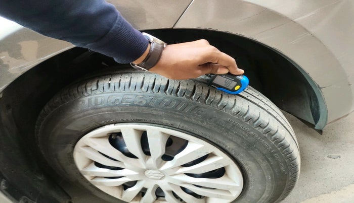 2019 Maruti Dzire VXI, Petrol, Manual, 39,405 km, tyre