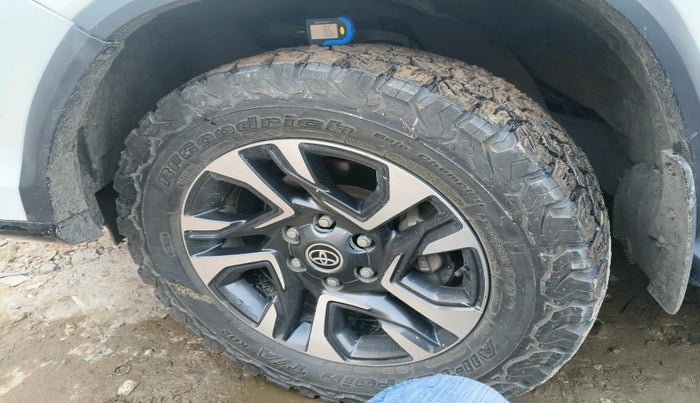 2021 Toyota Fortuner 4X2 AT 2.8 LEGENDER, Diesel, Automatic, 77,696 km, tyre