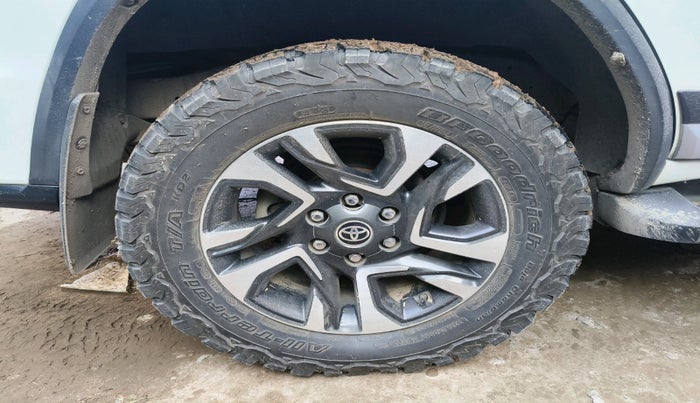 2021 Toyota Fortuner 4X2 AT 2.8 LEGENDER, Diesel, Automatic, 77,696 km, tyre