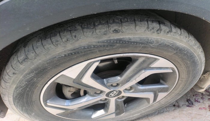 2018 Hyundai Creta SX (O) 1.6 DIESEL, Diesel, Manual, 1,91,522 km, tyre